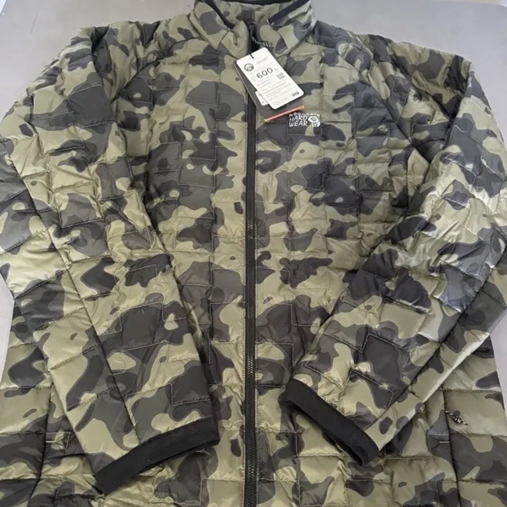 Mountian Hardwear puffy 600 jacket NWT camo green